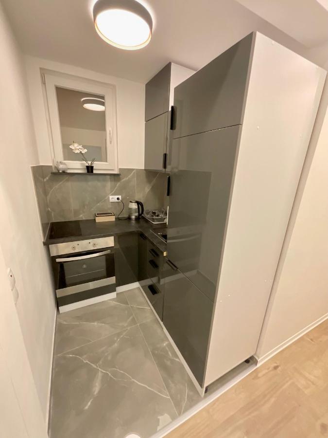 Nidderau Best Central Apartment - Am Marktplatz - Up To 5 - Next To Frankfurt And Hanau - Coffee And Snacks - Netflix, Prime, Disney מראה חיצוני תמונה