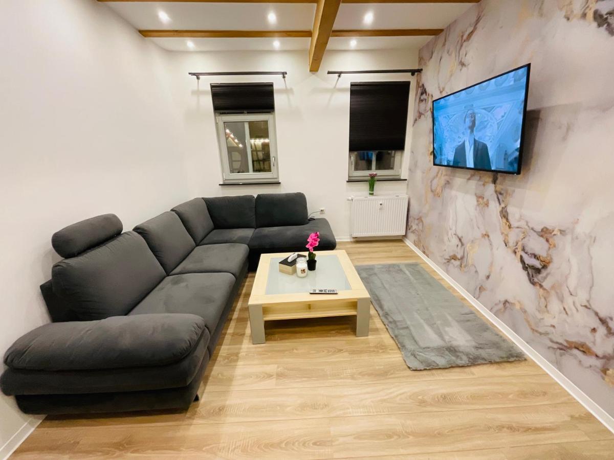 Nidderau Best Central Apartment - Am Marktplatz - Up To 5 - Next To Frankfurt And Hanau - Coffee And Snacks - Netflix, Prime, Disney מראה חיצוני תמונה