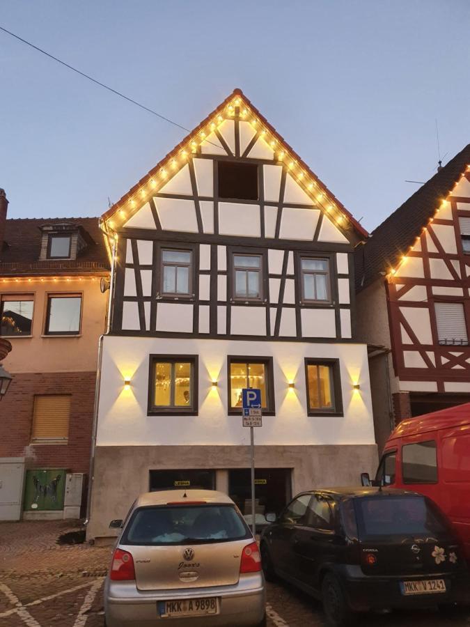 Nidderau Best Central Apartment - Am Marktplatz - Up To 5 - Next To Frankfurt And Hanau - Coffee And Snacks - Netflix, Prime, Disney מראה חיצוני תמונה